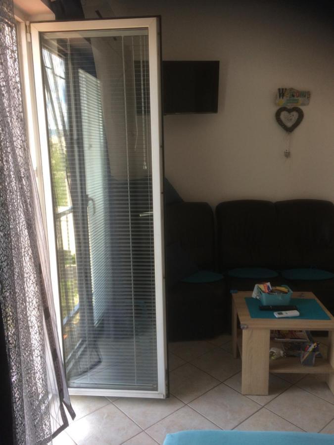 Botic Apartments Šilo Eksteriør bilde