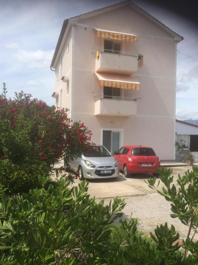Botic Apartments Šilo Eksteriør bilde
