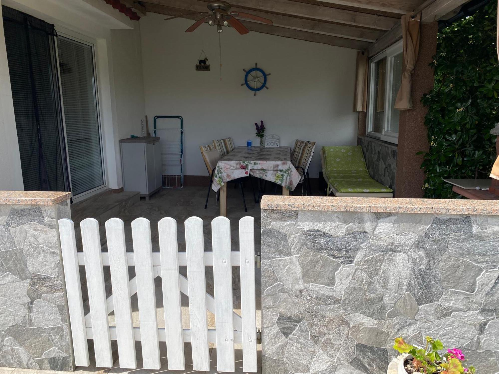 Botic Apartments Šilo Eksteriør bilde
